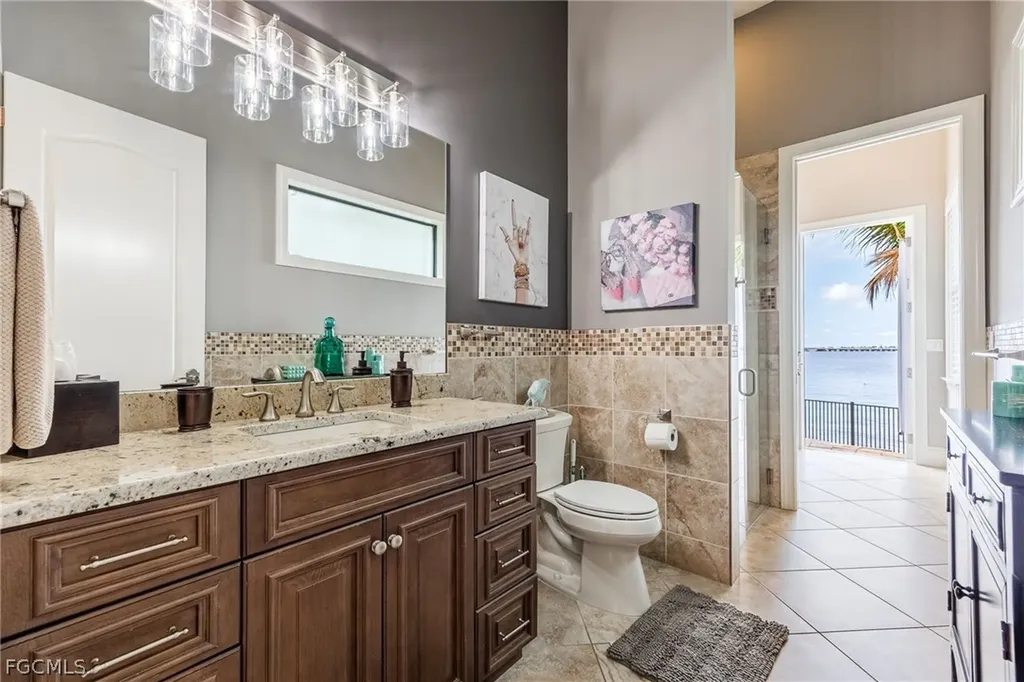 3944 W Riverside Drive Fort Myers FL 33901