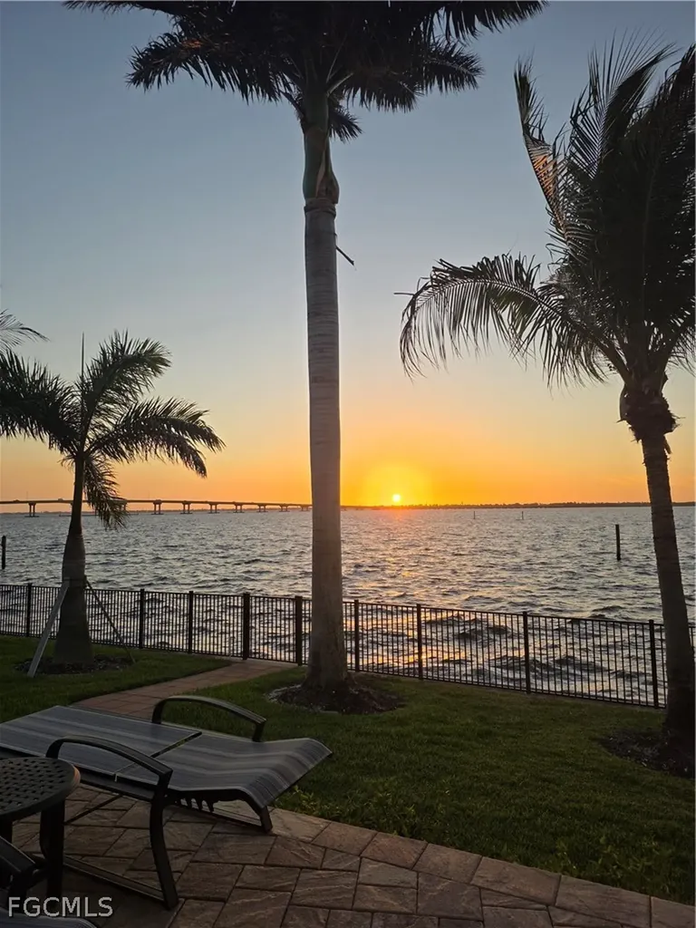 3944 W Riverside Drive Fort Myers FL 33901