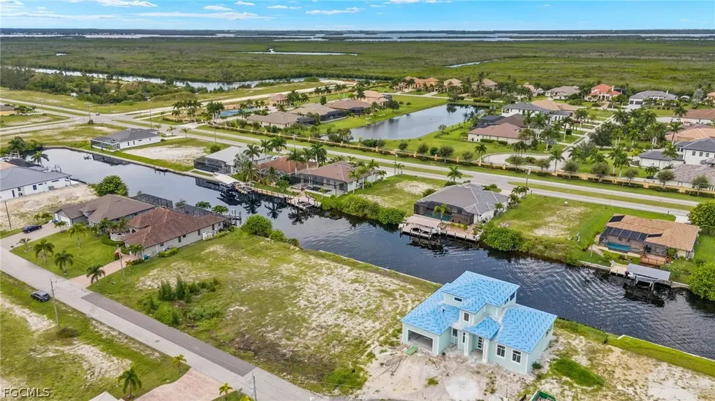 908 NW 39th Avenue Cape Coral FL 33993