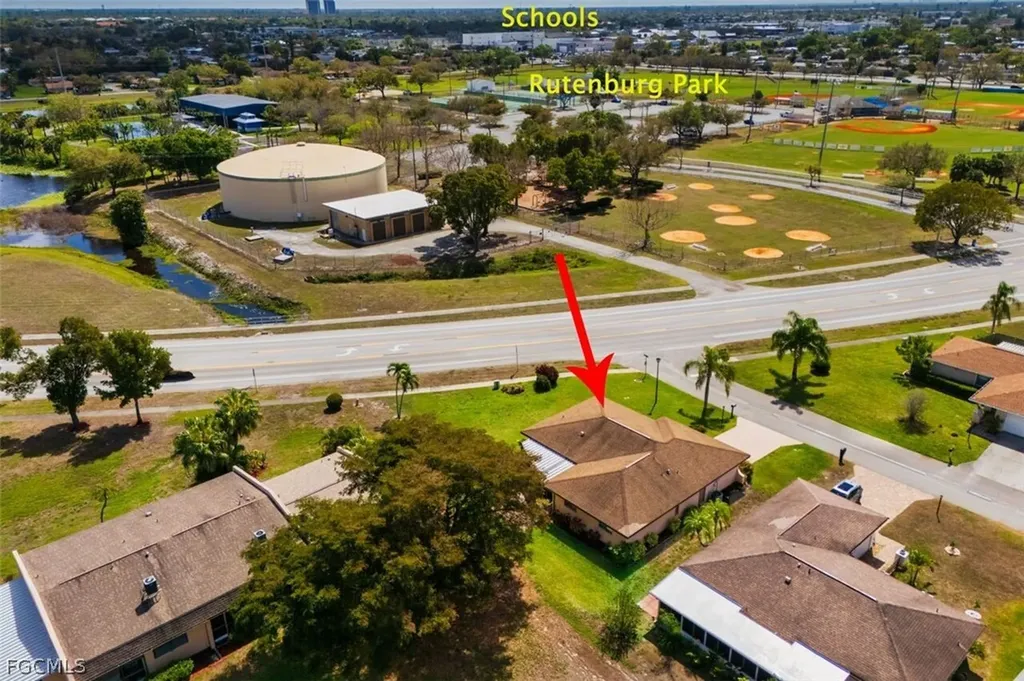 9780 Owlclover Street Fort Myers FL 33919