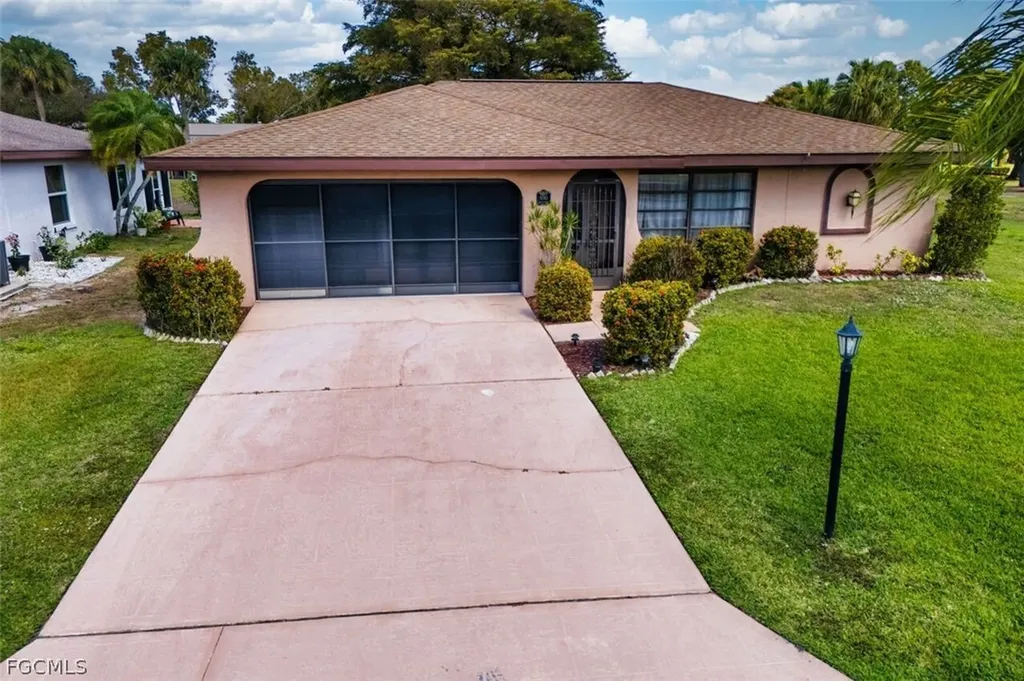 9780 Owlclover Street Fort Myers FL 33919