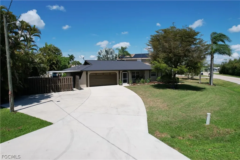 13438 Caribbean Boulevard Fort Myers FL 33905