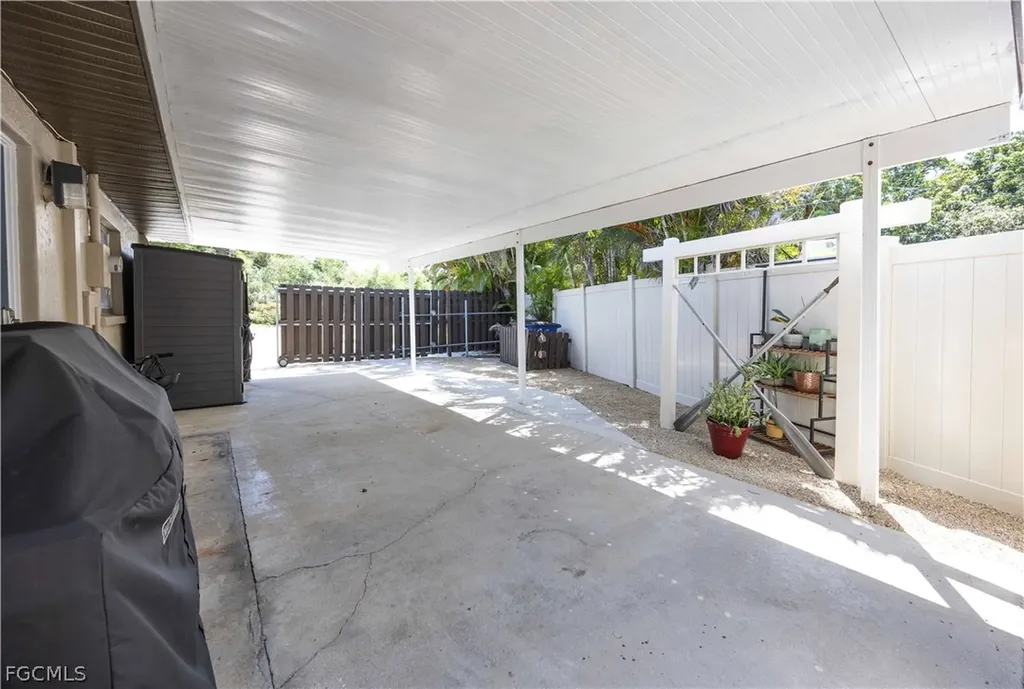 13438 Caribbean Boulevard Fort Myers FL 33905