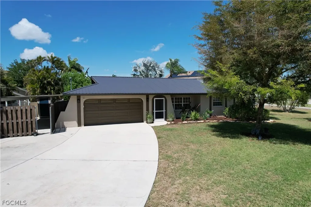 13438 Caribbean Boulevard Fort Myers FL 33905