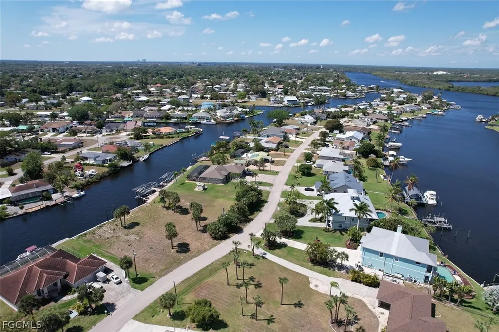 13438 Caribbean Boulevard Fort Myers FL 33905