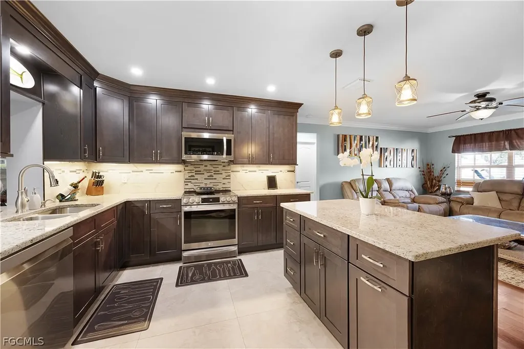13438 Caribbean Boulevard Fort Myers FL 33905