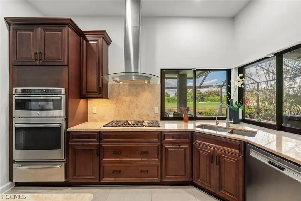 8301 Glenfinnan Circle Fort Myers FL 33912