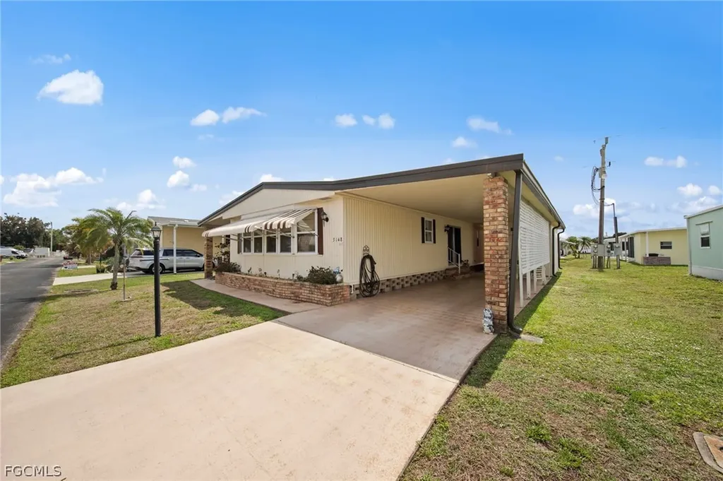3148 Indian Village Lane North Fort Myers FL 33917