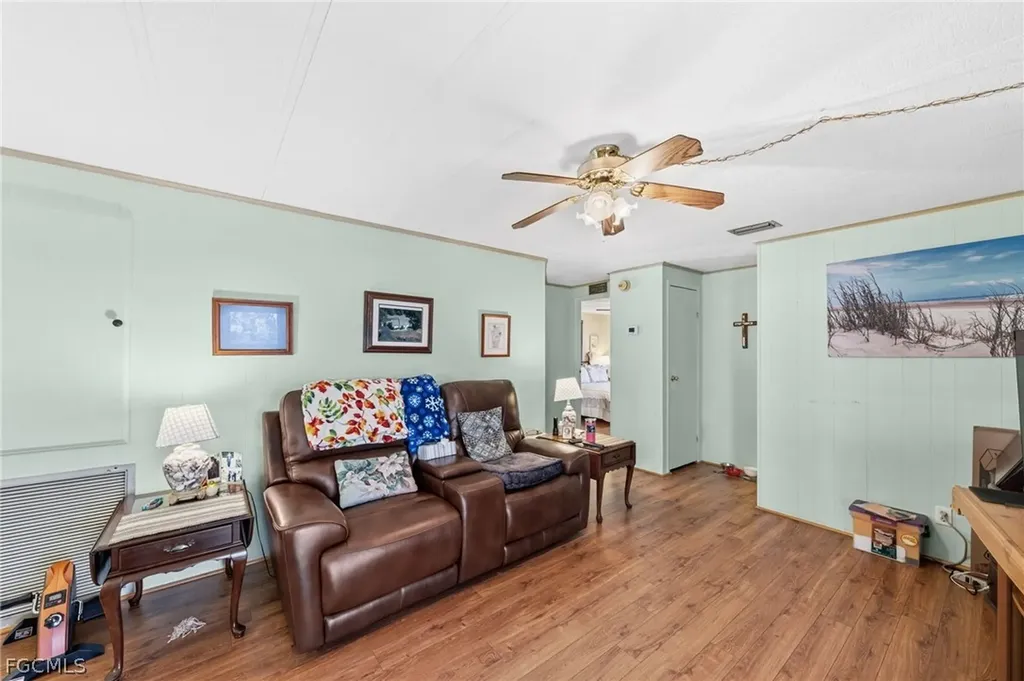 3148 Indian Village Lane North Fort Myers FL 33917
