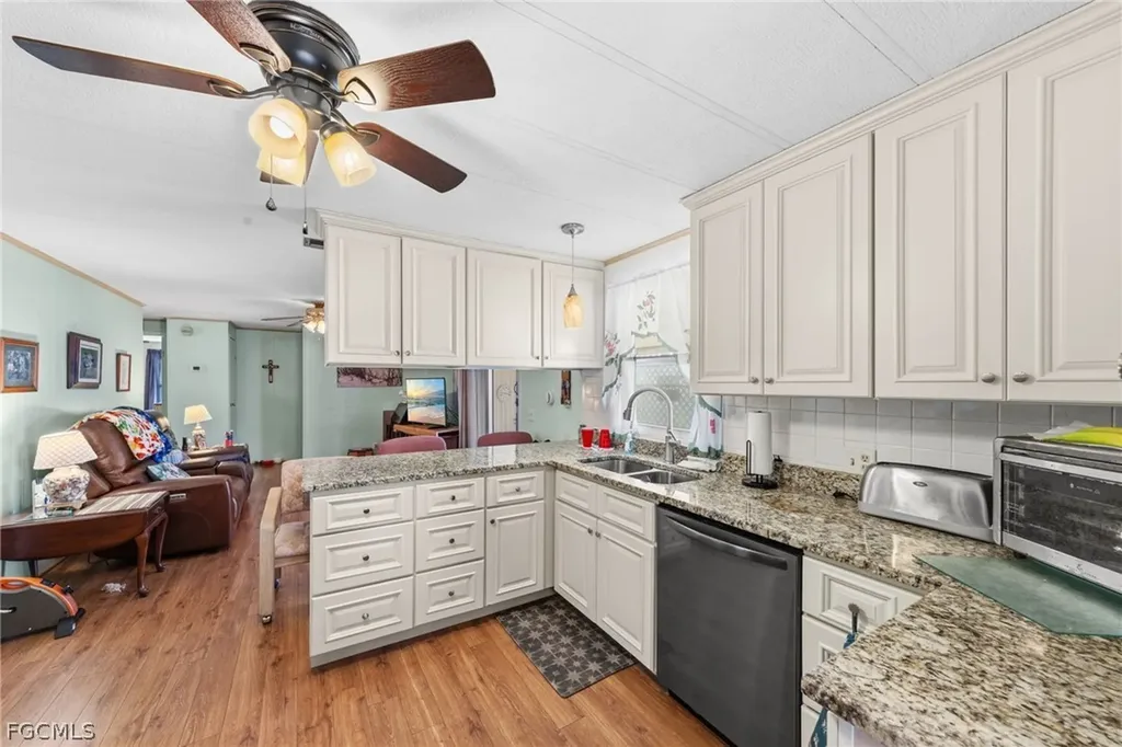 3148 Indian Village Lane North Fort Myers FL 33917