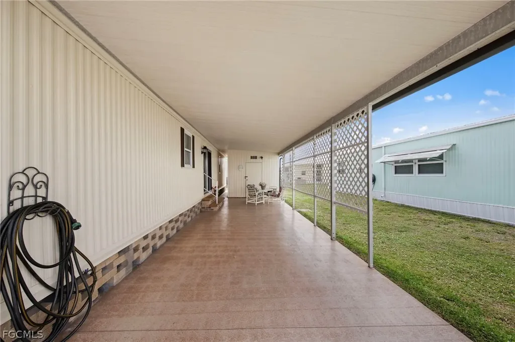 3148 Indian Village Lane North Fort Myers FL 33917