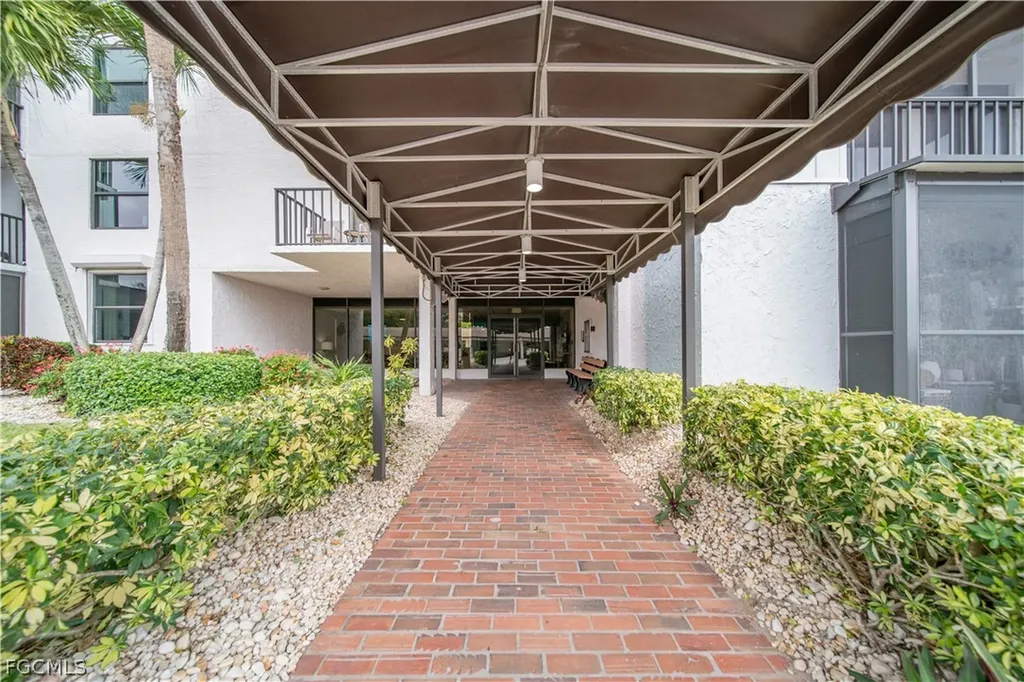 3490 N Key Drive North Fort Myers FL 33903