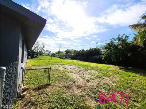 8271 Pelican Road Englewood FL 34224