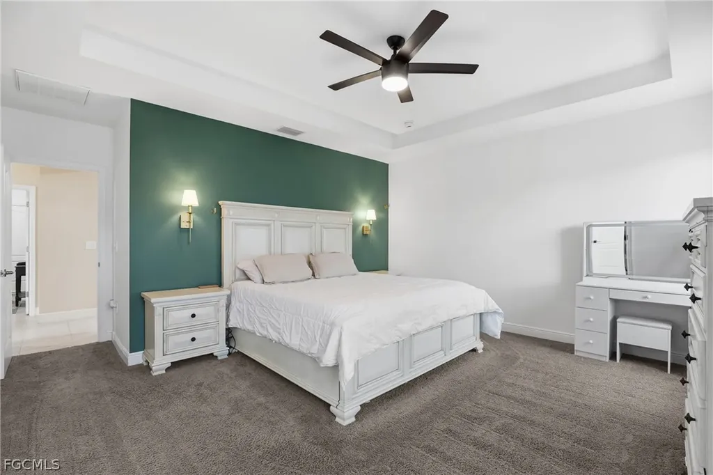 512 NW 4th Street Cape Coral FL 33993