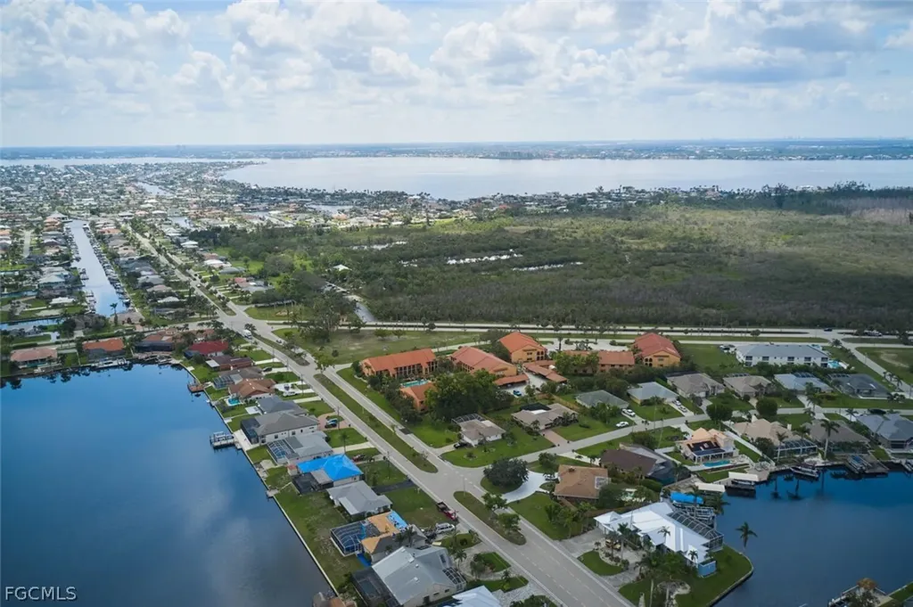5510 SW 4th Place Cape Coral FL 33914