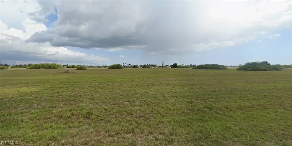 2028 NE 17th Terrace Cape Coral FL 33909