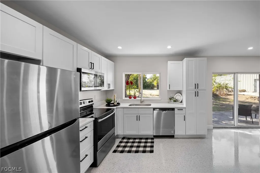 887 Casa Ybel Road Sanibel FL 33957