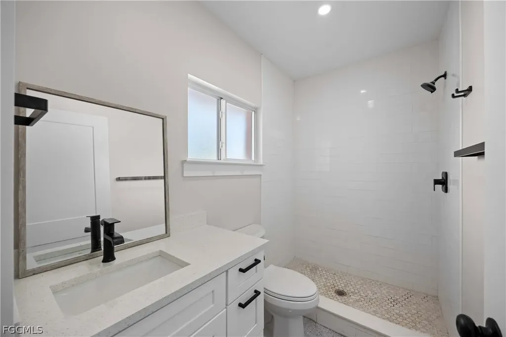 887 Casa Ybel Road Sanibel FL 33957