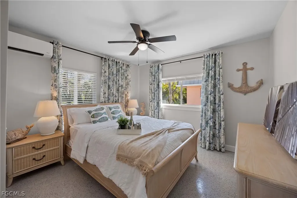 887 Casa Ybel Road Sanibel FL 33957