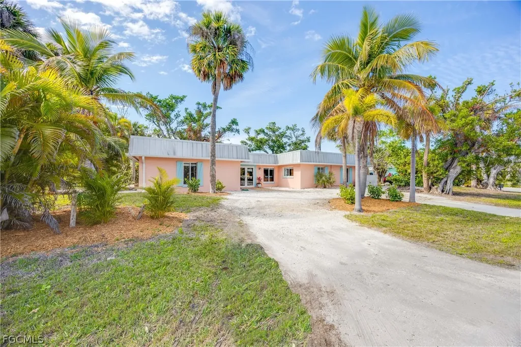 887 Casa Ybel Road Sanibel FL 33957