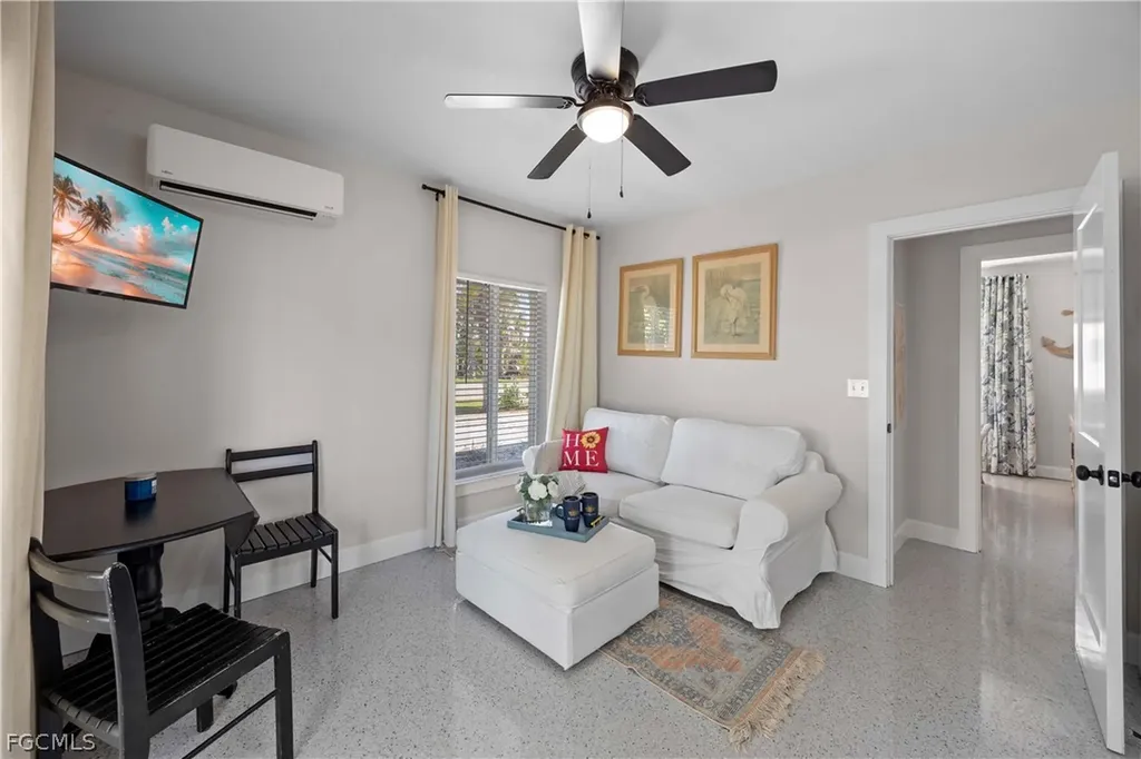 887 Casa Ybel Road Sanibel FL 33957