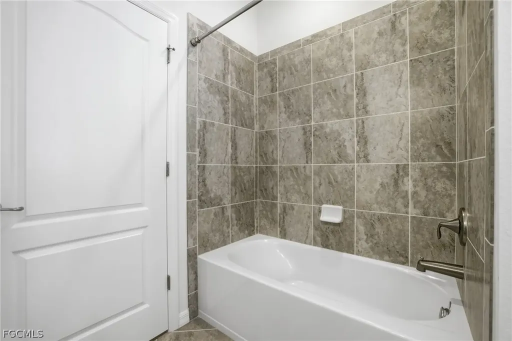 12623 Fairington Way Fort Myers FL 33913