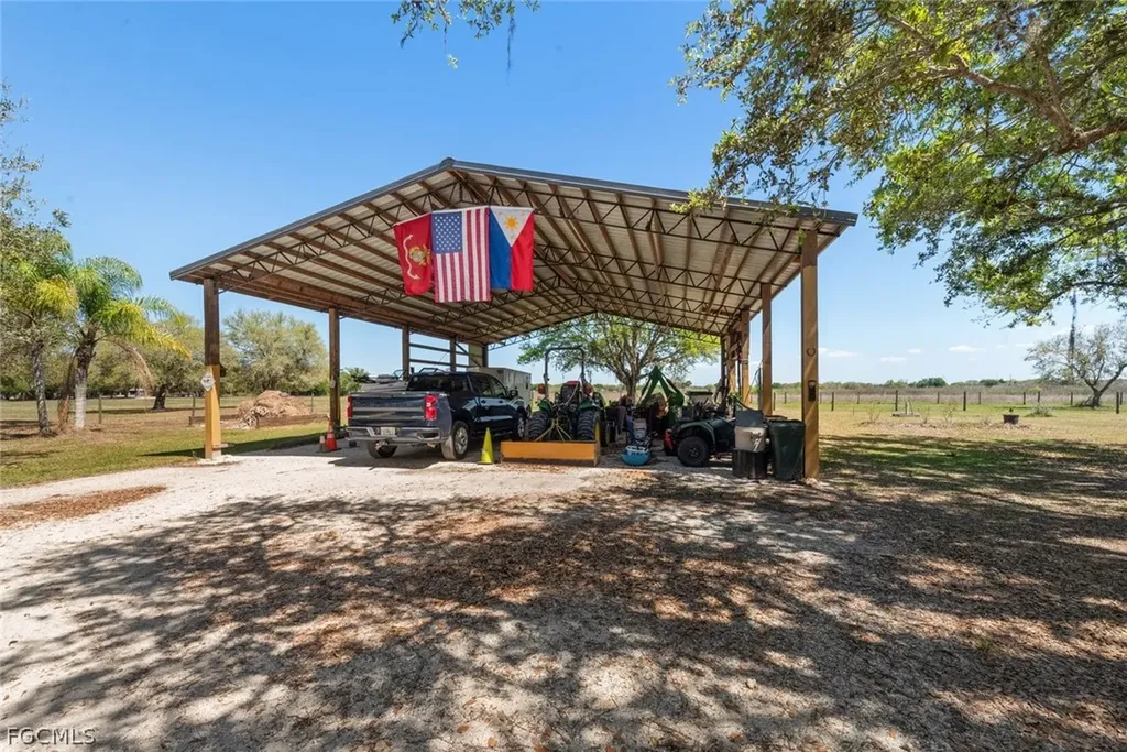 1767 Pollywog Crossover Road Labelle FL 33935