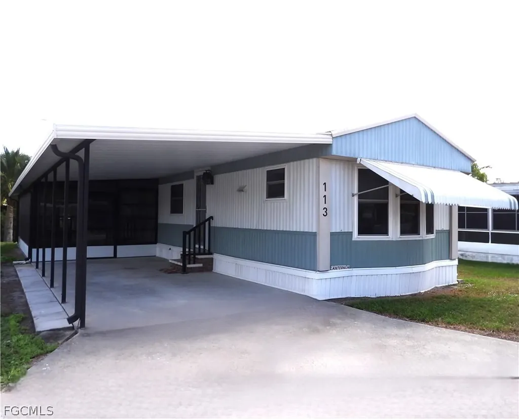 113 Lantern Lane North Fort Myers FL 33917
