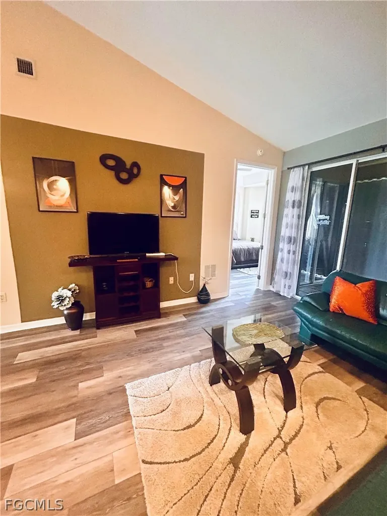 1137 Van Loon Commons Circle Cape Coral FL 33909