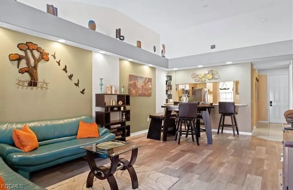 1137 Van Loon Commons Circle Cape Coral FL 33909