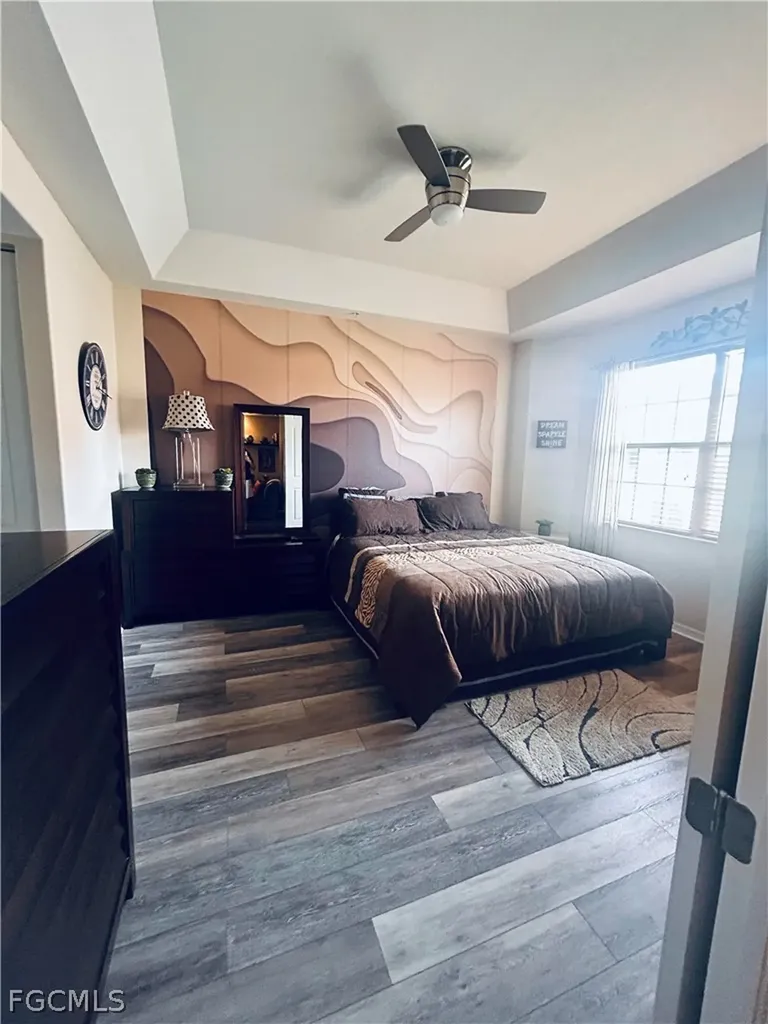 1137 Van Loon Commons Circle Cape Coral FL 33909