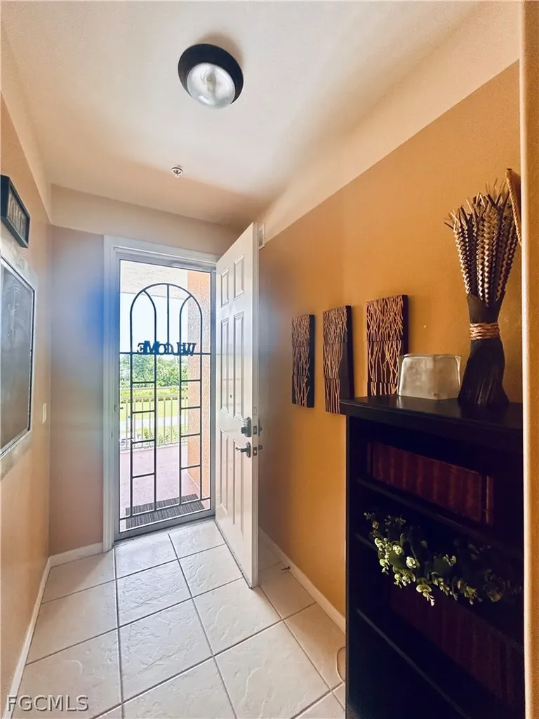 1137 Van Loon Commons Circle Cape Coral FL 33909