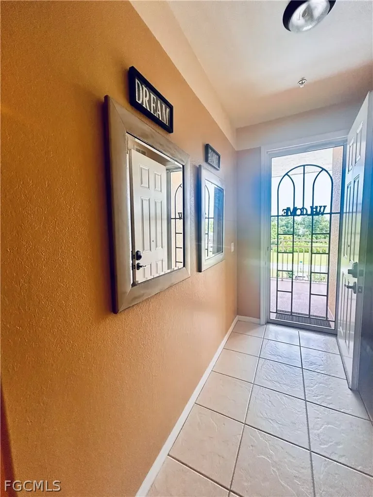 1137 Van Loon Commons Circle Cape Coral FL 33909