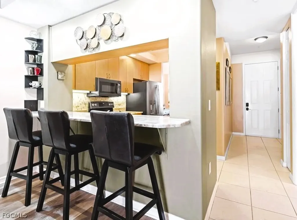 1137 Van Loon Commons Circle Cape Coral FL 33909