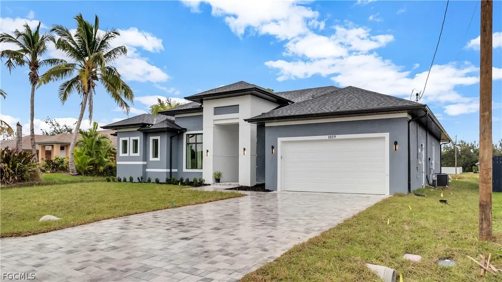 1819 SW 11th Street Cape Coral FL 33991