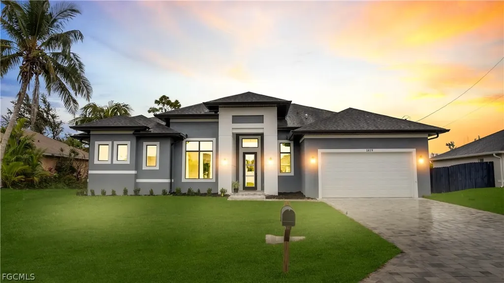 1819 SW 11th Street Cape Coral FL 33991