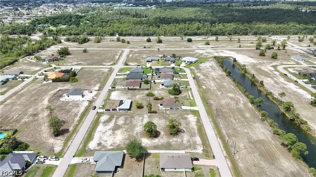 2912 NW 25th Lane Cape Coral FL 33993
