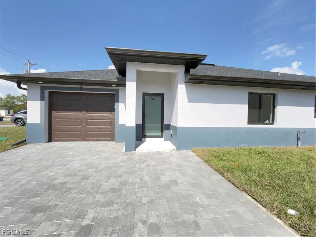 945 Homestead Road S Lehigh Acres FL 33974