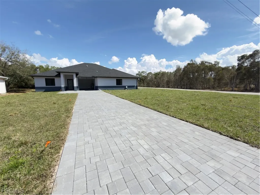 945 Homestead Road S Lehigh Acres FL 33974