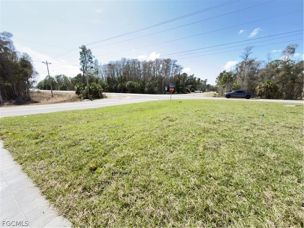 945 Homestead Road S Lehigh Acres FL 33974