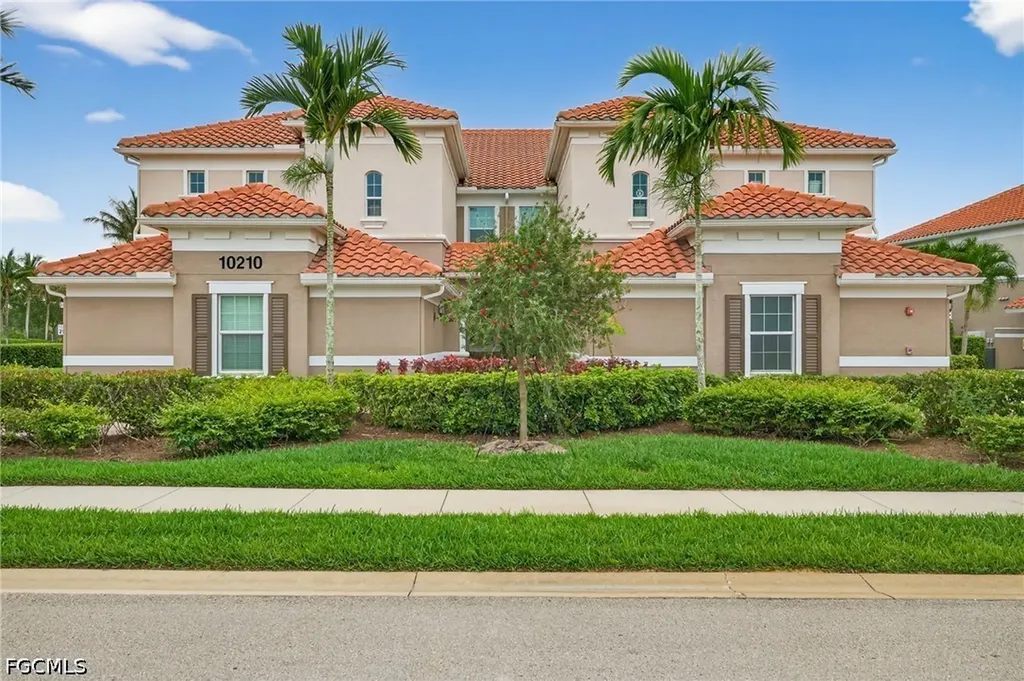 10210 Glastonbury Circle Fort Myers FL 33913