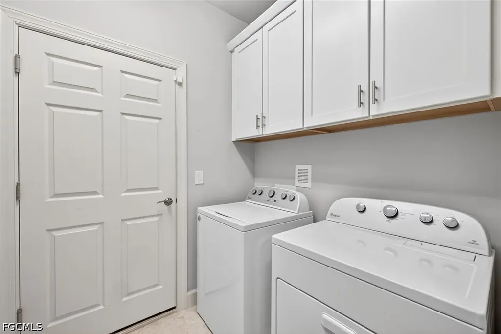 10210 Glastonbury Circle Fort Myers FL 33913