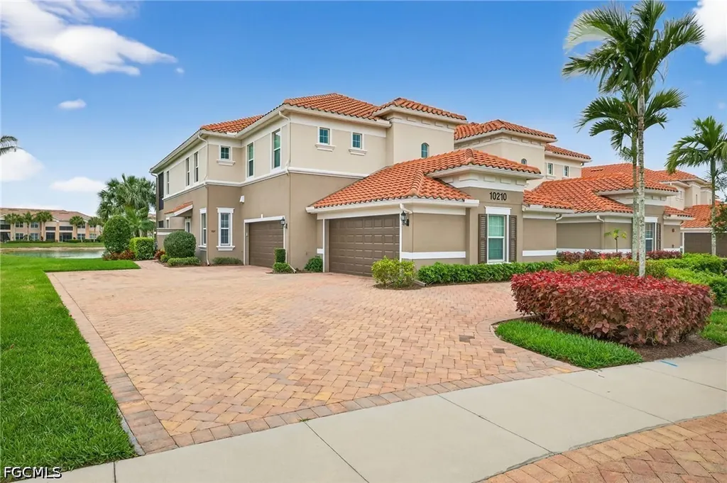 10210 Glastonbury Circle Fort Myers FL 33913
