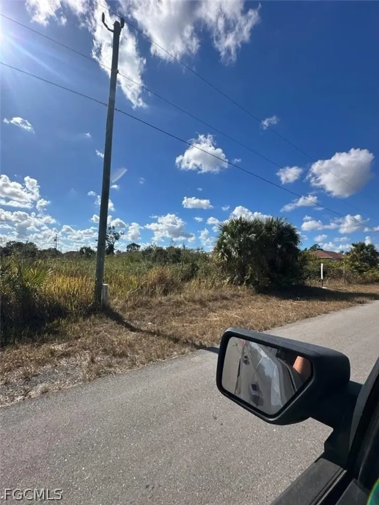 2915 63rd Street W Lehigh Acres FL 33971