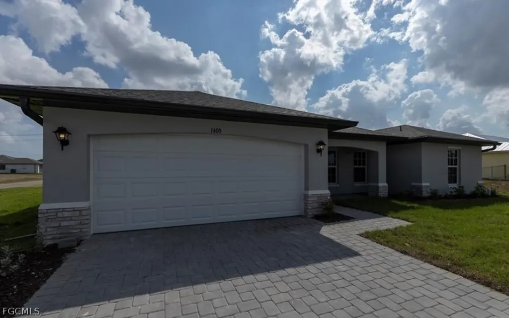 1400 SW 1st Terrace Cape Coral FL 33991