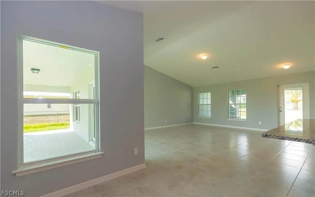 1400 SW 1st Terrace Cape Coral FL 33991