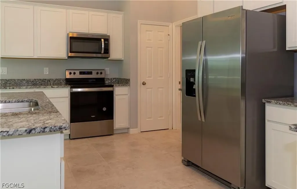 1400 SW 1st Terrace Cape Coral FL 33991