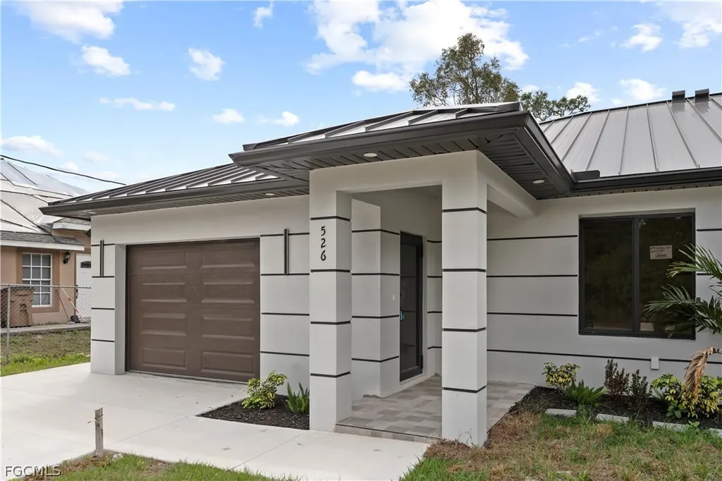526 Knapp Street Lehigh Acres FL 33974