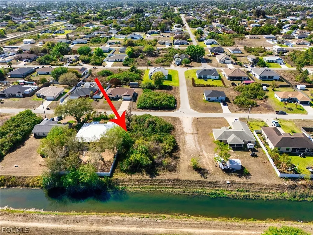 3718 15th Street SW Lehigh Acres FL 33976