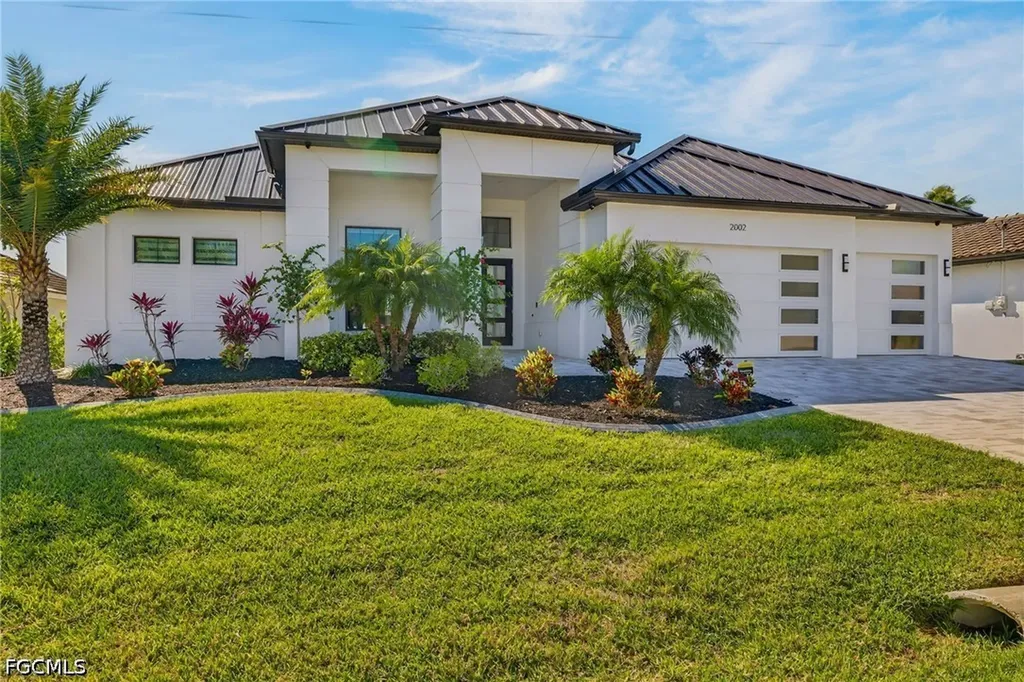 2002 SE 18th Avenue Cape Coral FL 33990